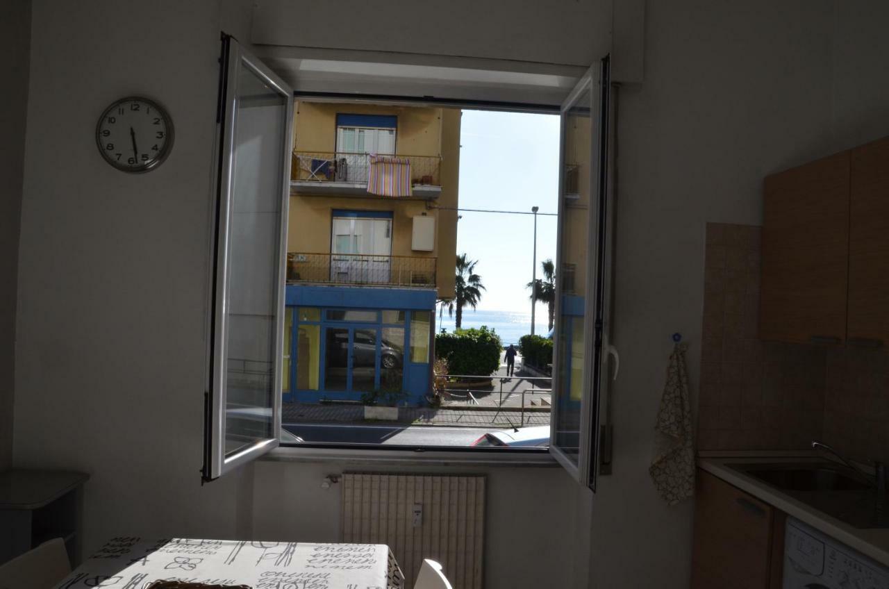 Apartamento A Due Passi Dal Mare Sestri Levante Exterior foto